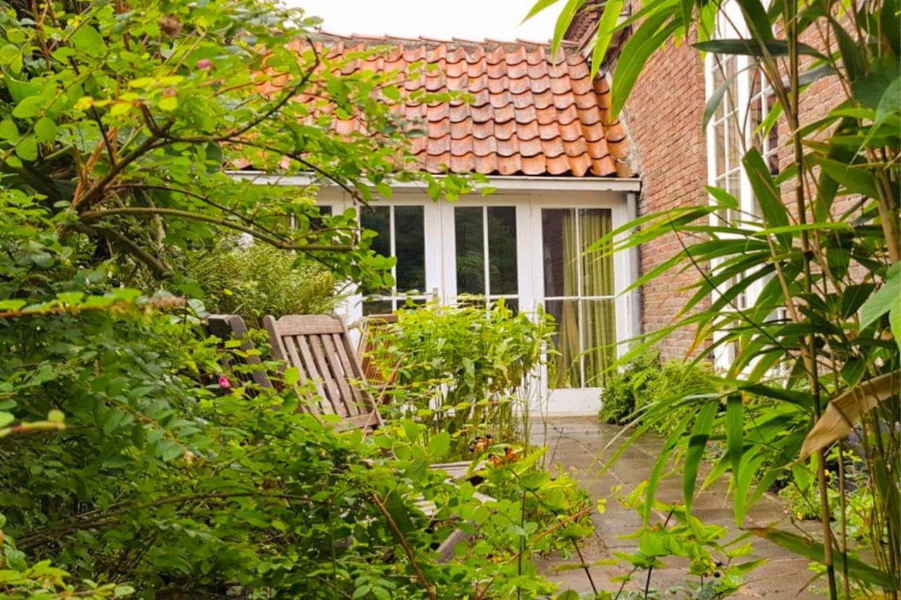 Rustic Retreat: Fireplace, Bbq, + Forest Access Burgh-Haamstede Exteriör bild